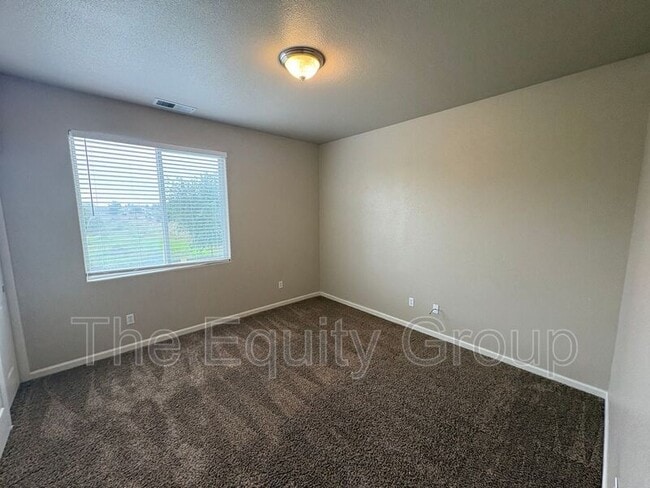 Building Photo - 1249 N Julieann St