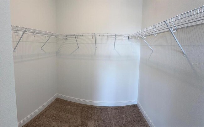 Building Photo - 10374 Pearson Ave