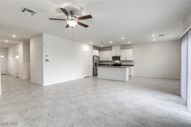 Building Photo - 4104 Agama St