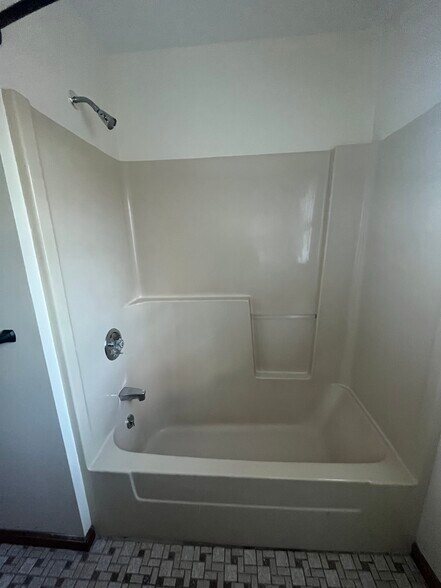 Bath #3 - 36 Merrimac St