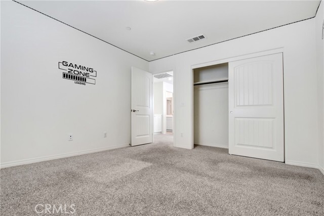 Building Photo - 5594 Skimmer Dr