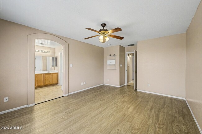 Building Photo - 13153 W Mauna Loa Ln