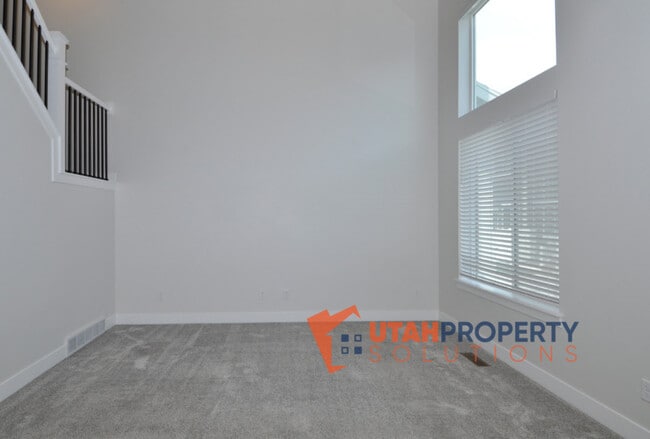 Building Photo - 1748 N 3720 W