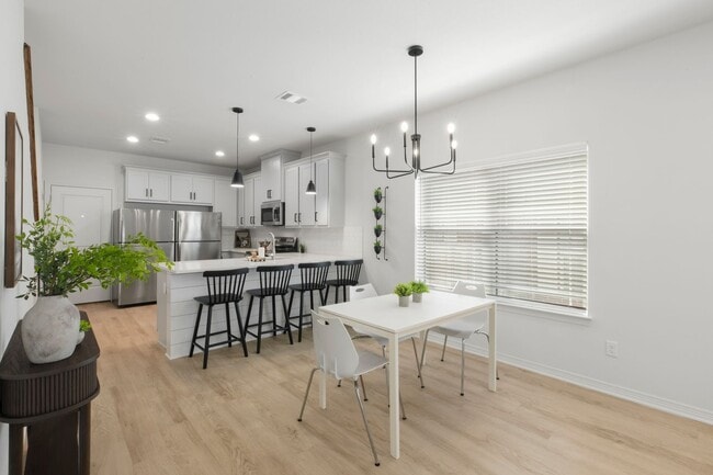 Building Photo - Brand New 6 Bed, 6.5 Bath, 3 Story Townhomes w/ Bonus Room & Balcony!