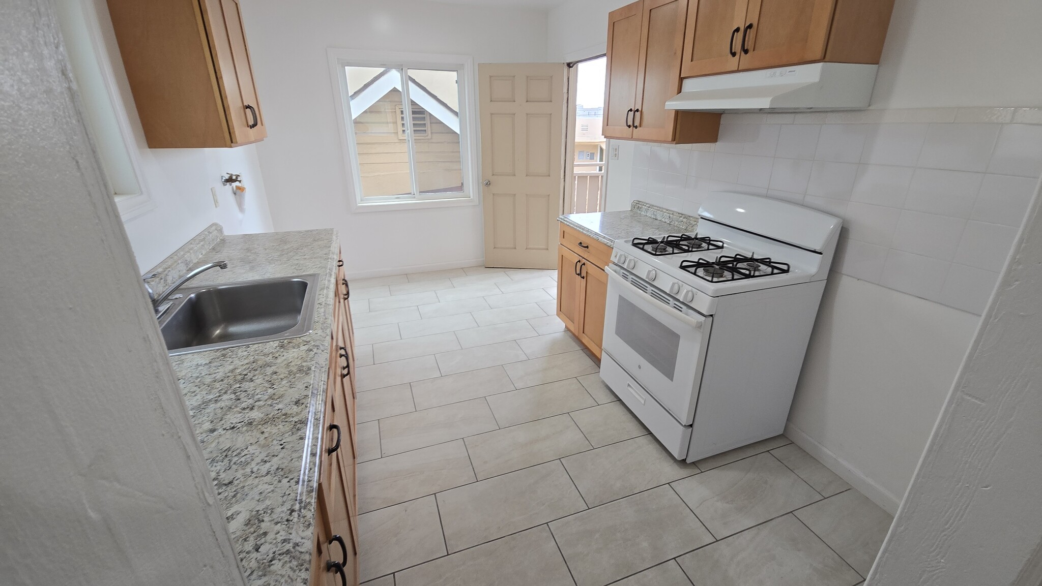 Kitchen with W/D hookups - 417 Ocean View Ave