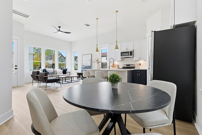 Building Photo - 8919 Laverne Shumard Ln