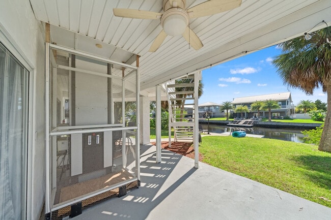 Building Photo - 4004 Centavo Ct