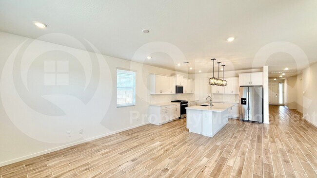Building Photo - 141 N 175th Ave