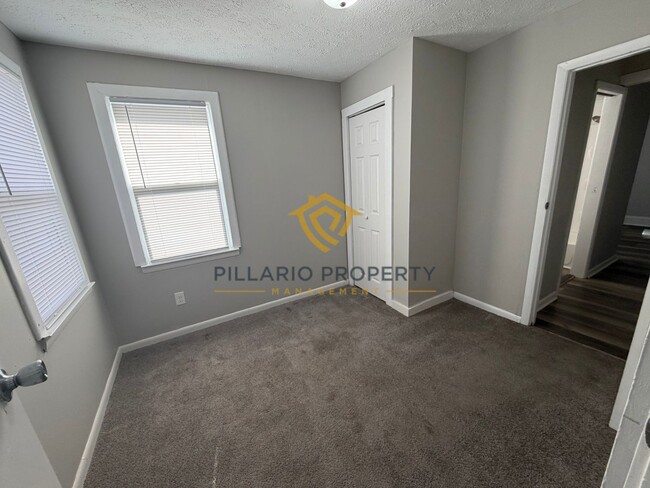 Building Photo - Near Anderson University 2 Bedroom on Corner Lot with Garage, Available NOW!