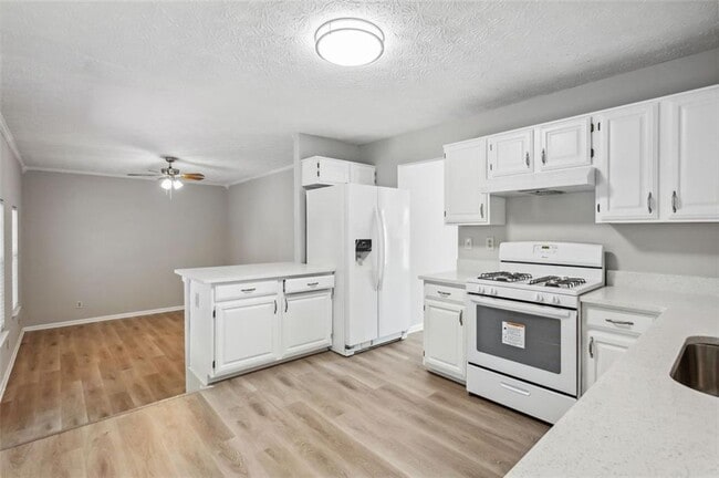 Building Photo - 525 Abbotts Hill Ln