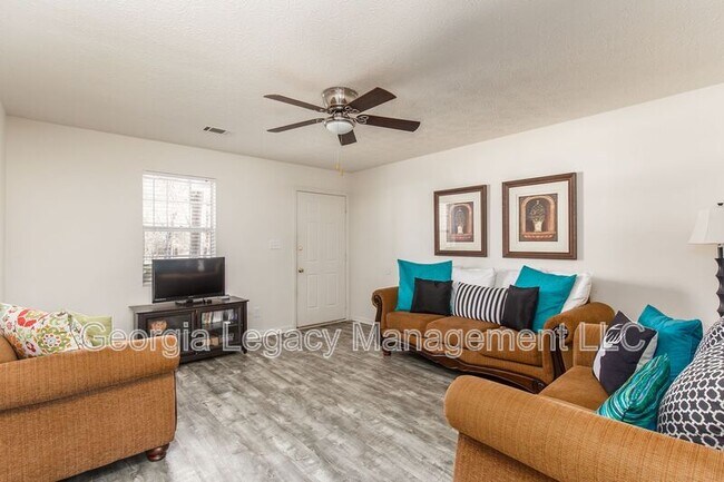 Building Photo - 1852 Faulkner Dr
