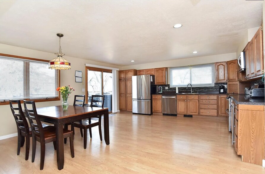 Building Photo - 9165 W 74th Ave