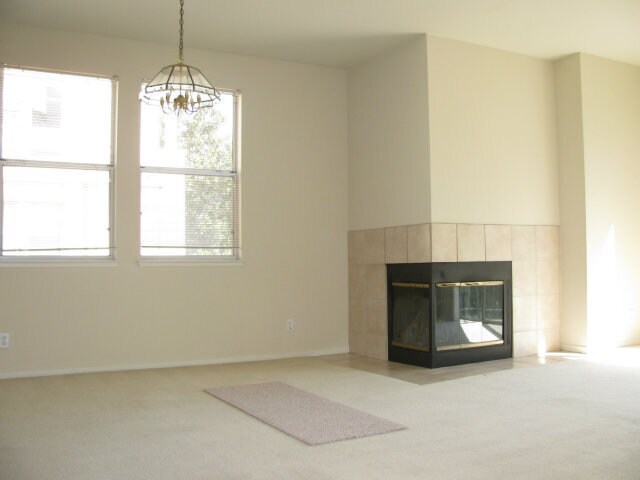 Building Photo - 951 S 12th St