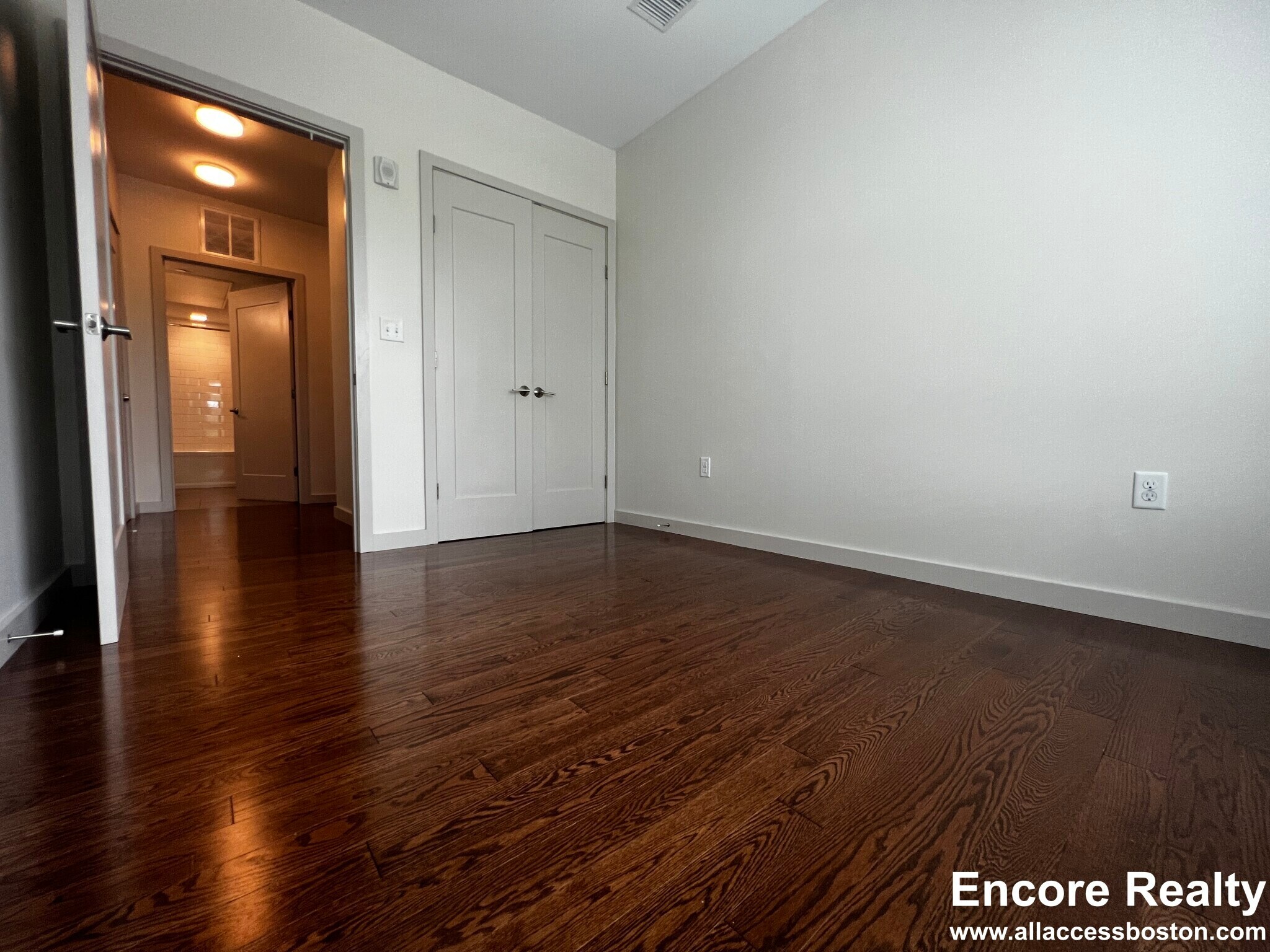 Building Photo - 455 Harvard St