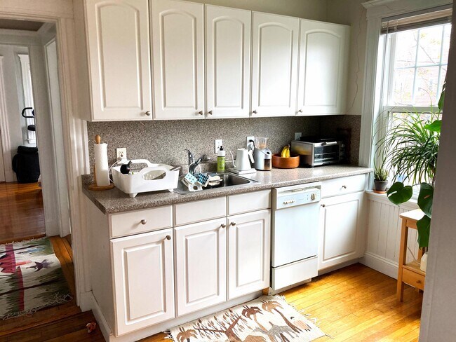 Building Photo - 50 Boylston St