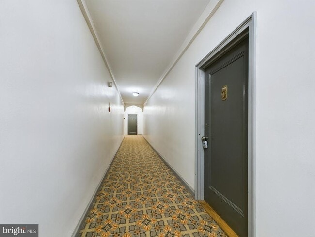 Building Photo - 3051 Idaho Ave NW