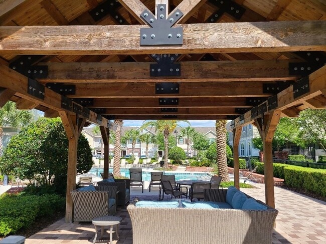 Building Photo - 3br 2.5ba at OVIEDO ON THE PARK. Tile floo...