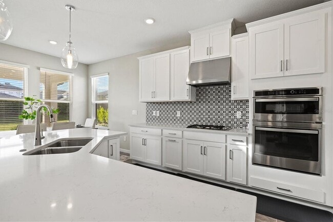 Building Photo - 9312 Tequila Sunrise Dr