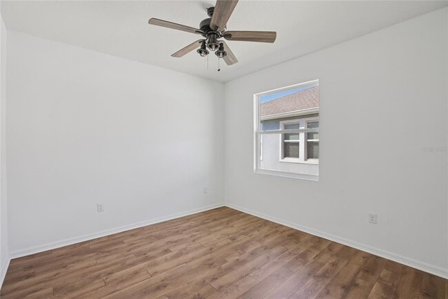 Building Photo - 10747 Laxer Cay Loop