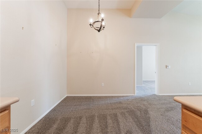 Building Photo - 3325 Cactus Shadow St