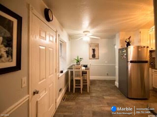 Building Photo - 4 br, 2 bath House - 519 E 200 S