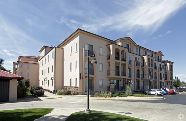 Primary Photo - Vistoso Condominiums