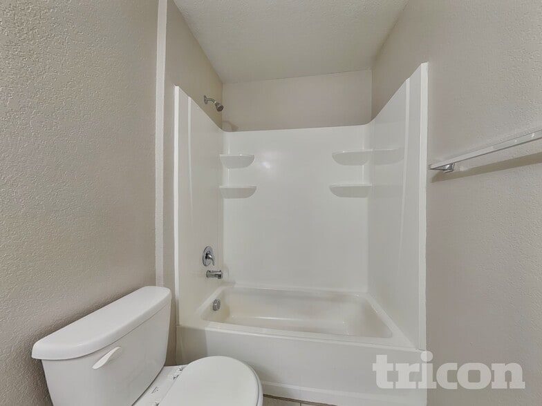 Building Photo - 310 Mistflower