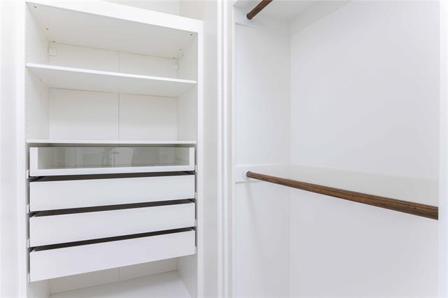 Building Photo - 10038 Boswell Dr