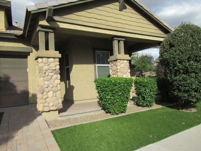 Building Photo - MULBERRY