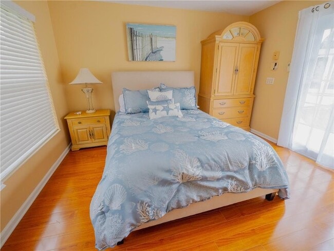 Building Photo - 20107 Ocean Key Dr