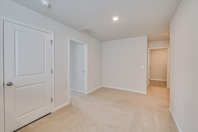 Building Photo - 2892 Calli Crossing Dr