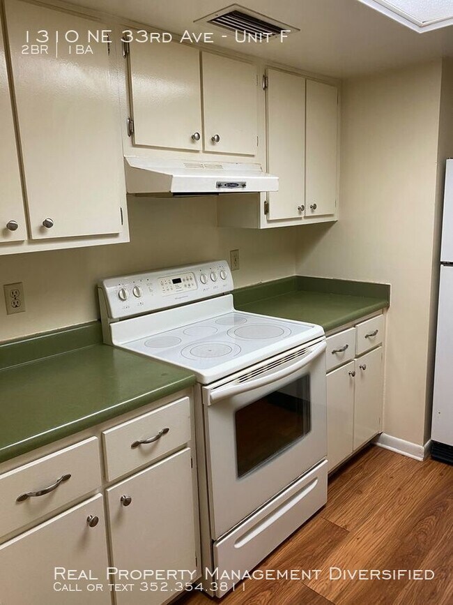 Building Photo - Garden Villas Apartments - 2/1