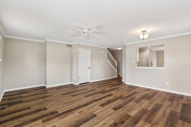 Building Photo - 214 Troon Ct