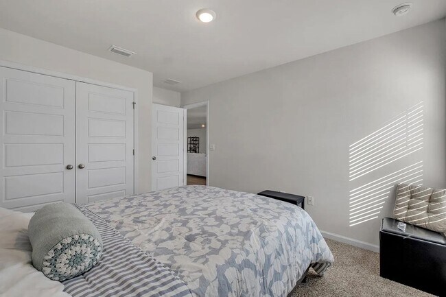 Building Photo - * Stunning 5-Bedroom Home in Spears Crossing – Move-In Ready! *