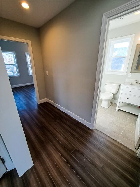 Building Photo - 33 Grand St