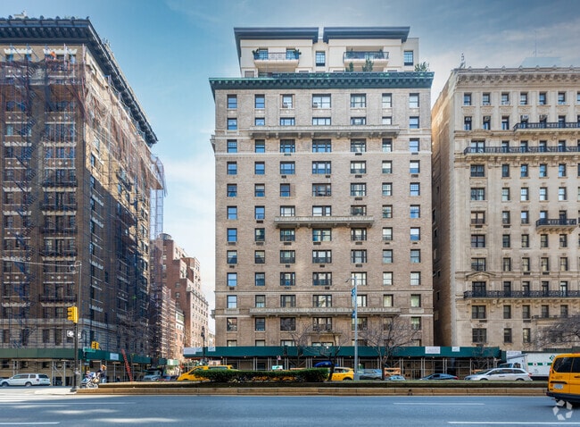 Building Photo - 525 Park Ave