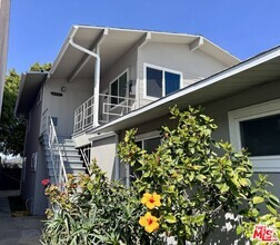 Building Photo - 4419 W Rosecrans Ave