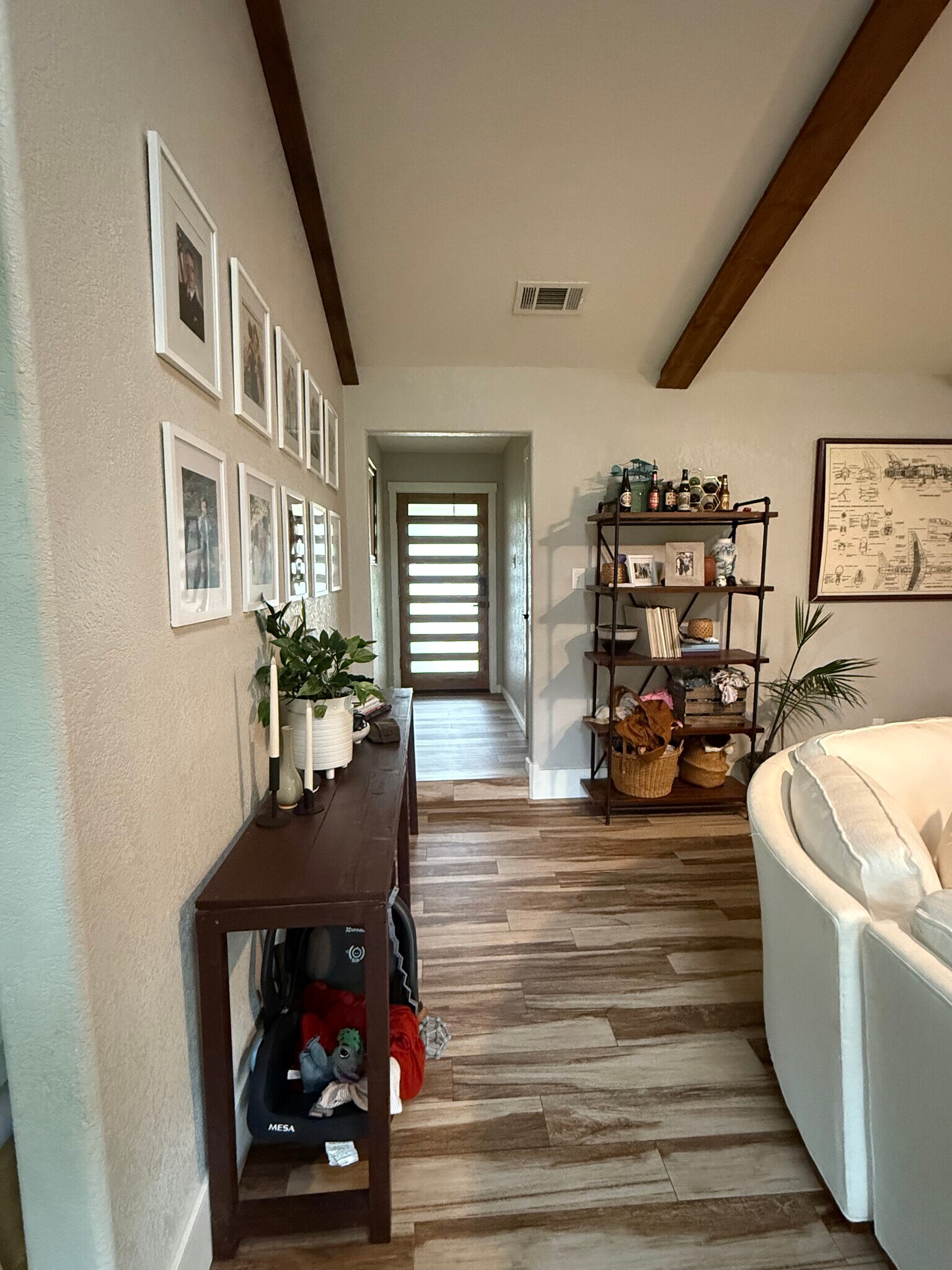 Living room and front entry - 7509 Jean Ann Dr