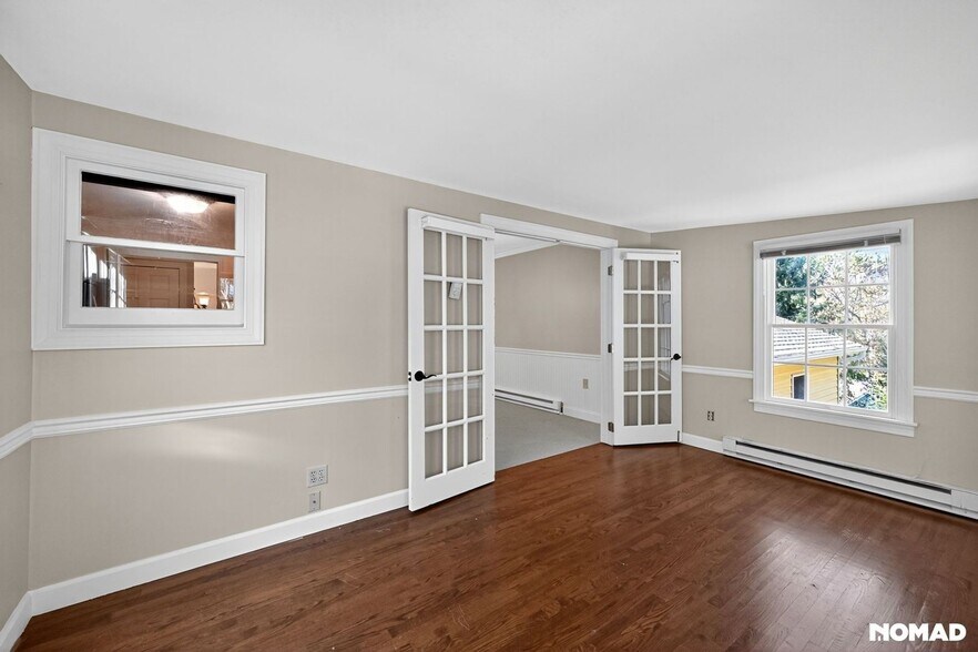 Building Photo - 25 Locust Cir