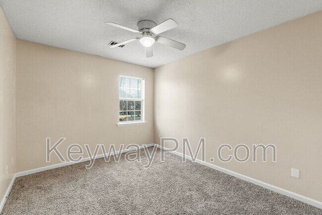 Building Photo - 1063 Waltons Pass