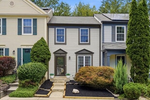 Building Photo - 22 Habersham Ct
