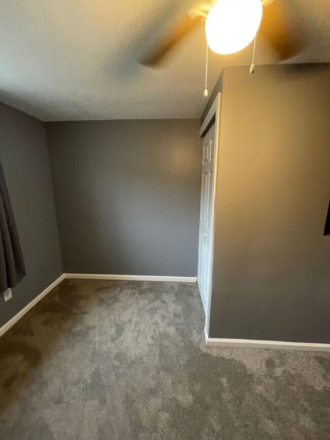 Building Photo - Beautifully updated 3 bed 1 bath home with garage and off-street parking in Penn Hills!