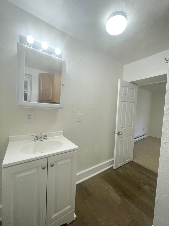 Building Photo - 2584 Virginia Beach Blvd