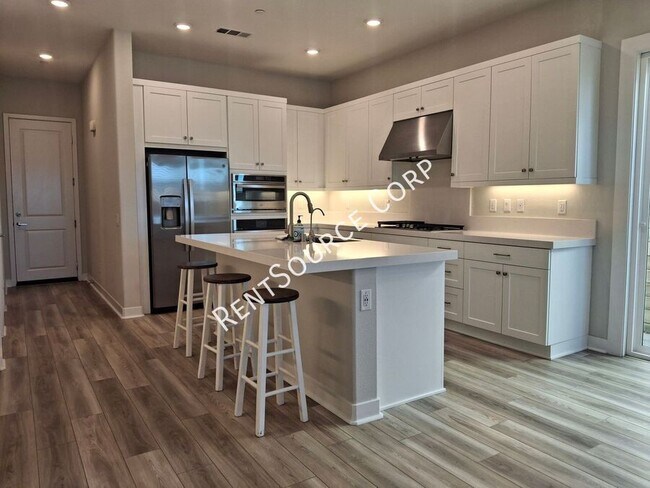 Building Photo - 27231 W Coyote Bush Ct