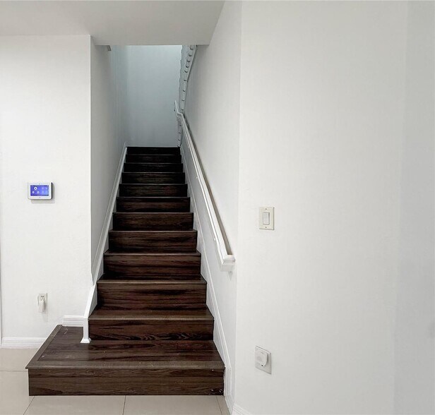 Building Photo - 16562 SW 71st Ter