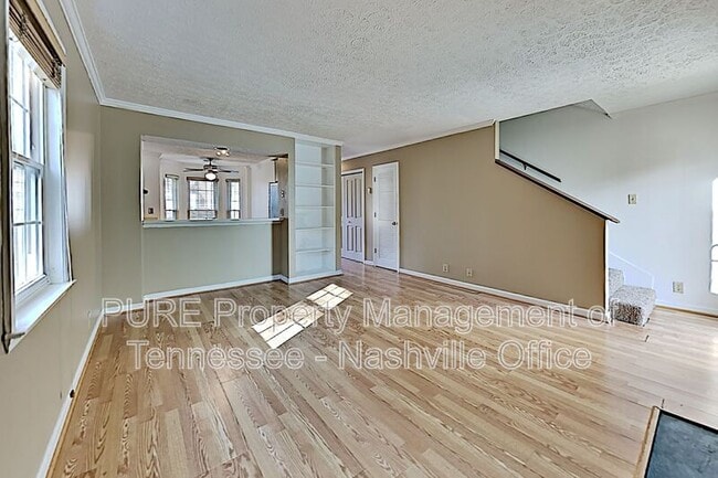 Building Photo - 473 Claircrest Dr