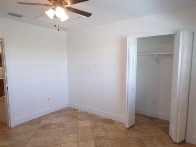 Building Photo - 179 Maria Ct