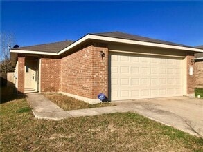 Building Photo - 13020 Date Palm Trail
