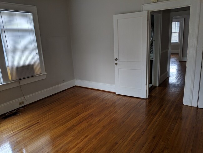 Building Photo - One Bedroom Unit for Rent @ $1575 in charm...