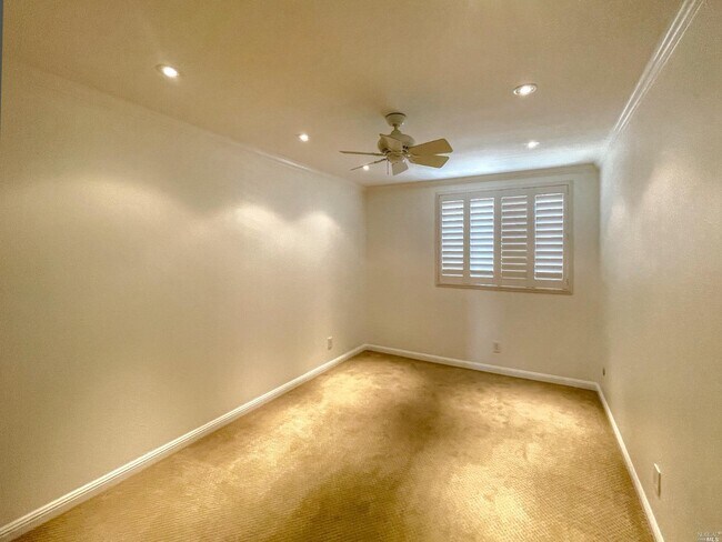 Building Photo - 1521 Genesis Ct